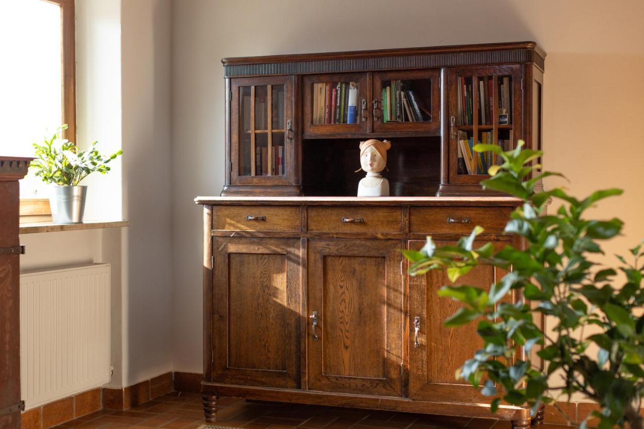 Schoene Am Stadtrand Von Valentinhof Apartment *